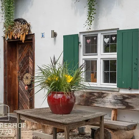 In Riederau Mit Grossem Garten * Dießen am Ammersee